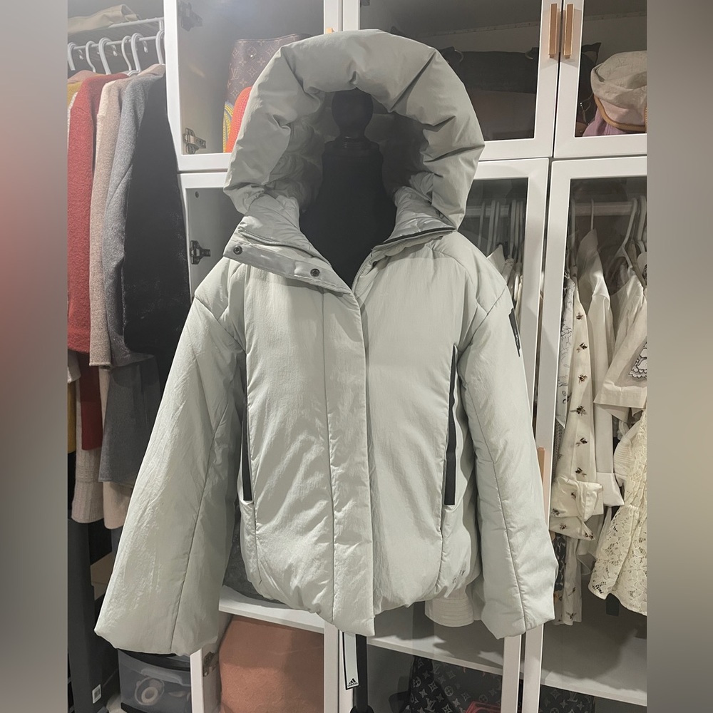 Adidas light gray My Shelter puffer jacket Size Small